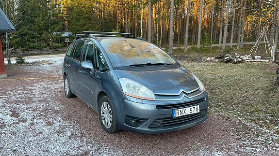 Citroen Grand C4 Picasso 2 of 9