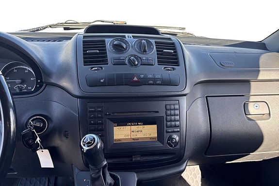 Mercedes-Benz Vito 122 8 of 11