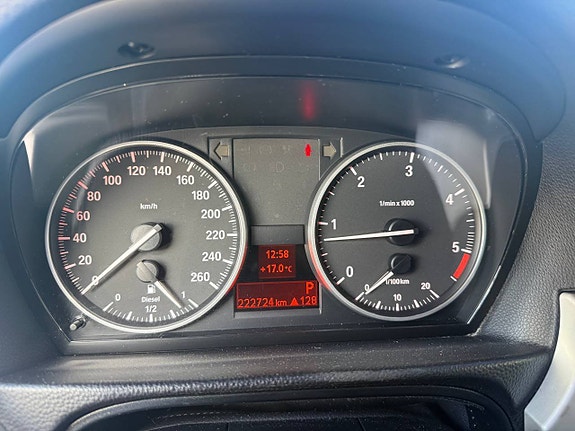 BMW 318d 11 of 11