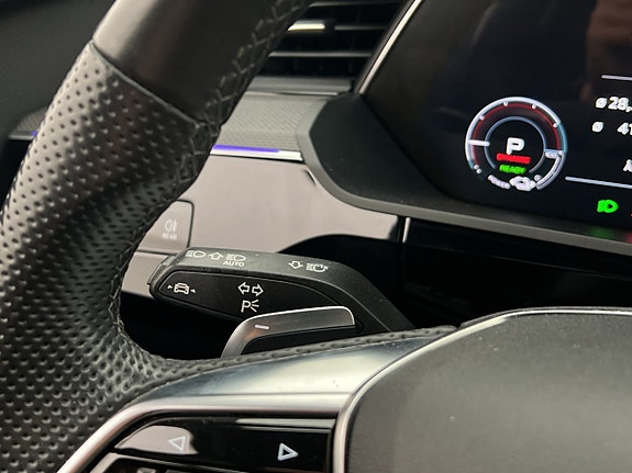 Audi e-tron S 30 of 30
