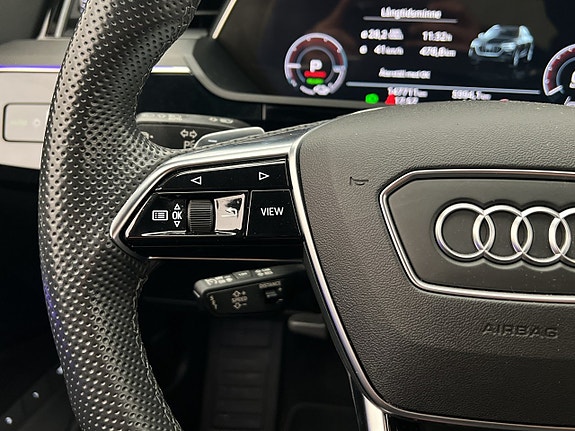 Audi e-tron S 20 of 30