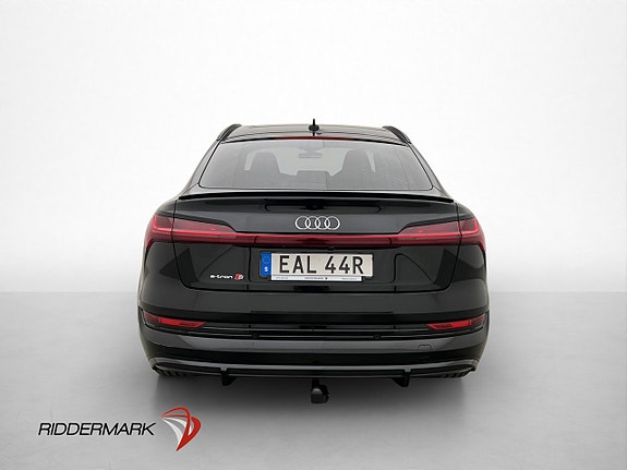 Audi e-tron S 8 of 30