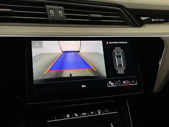Audi e-tron S 22 of 30