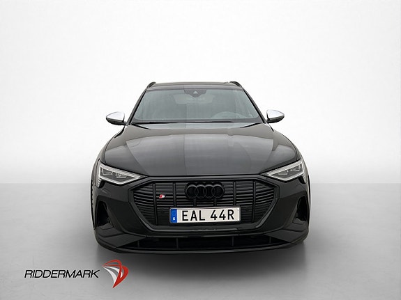 Audi e-tron S 3 of 30
