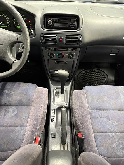 Toyota Corolla 15 of 20