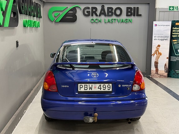 Toyota Corolla 8 of 20