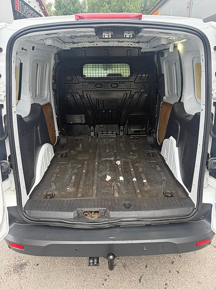 Ford Transit Connect 6 of 6
