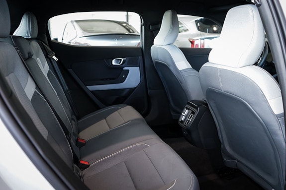 Polestar 2 26 of 28