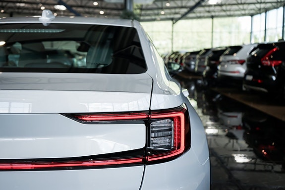 Polestar 2 9 of 28