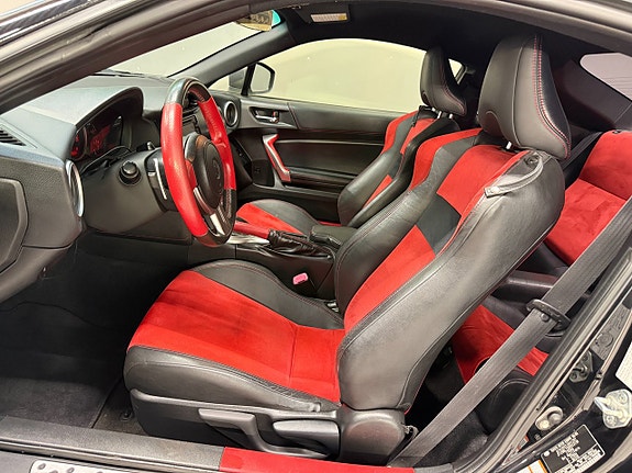Toyota GT86 11 of 21