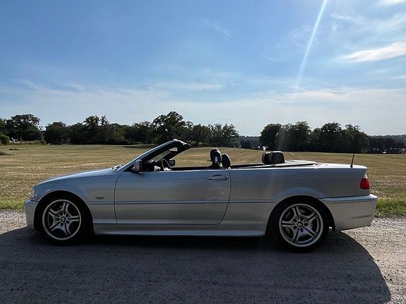 BMW 330Ci 2 of 12