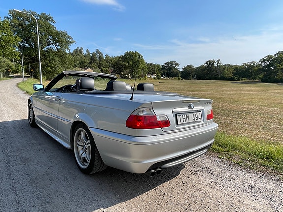 BMW 330Ci 4 of 12