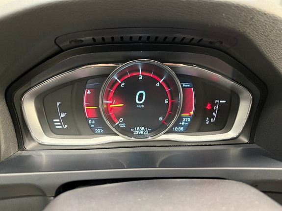 Volvo V60 17 of 23
