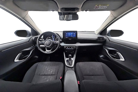 Toyota Yaris 15 of 27