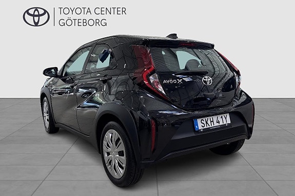 Toyota Aygo X 3 of 13