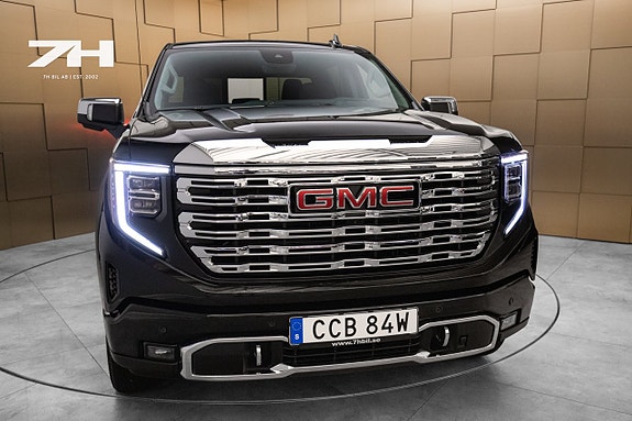 GMC Sierra 6 of 27