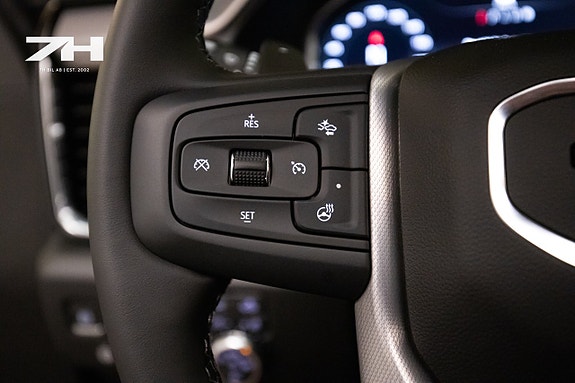 GMC Sierra 10 of 27