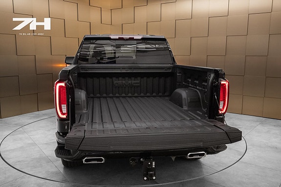 GMC Sierra 5 of 27