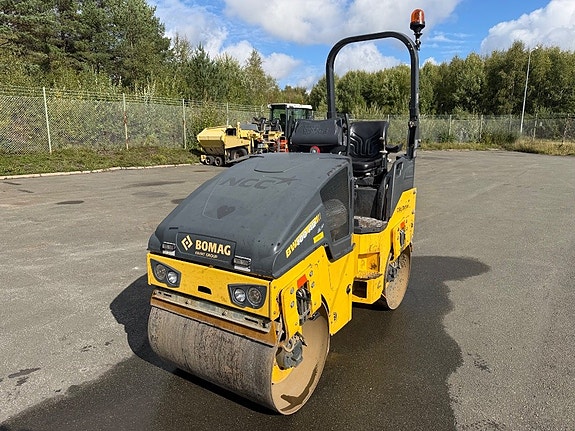 Vält Bomag BW 100 AD-5
