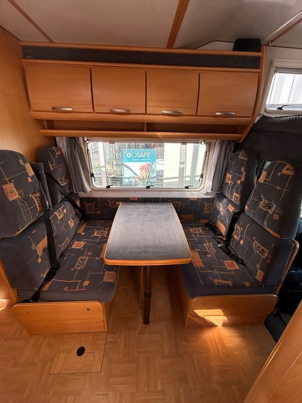 LMC LIBERTY 650 2,8 JTD, SOLCELLER 2 of 16