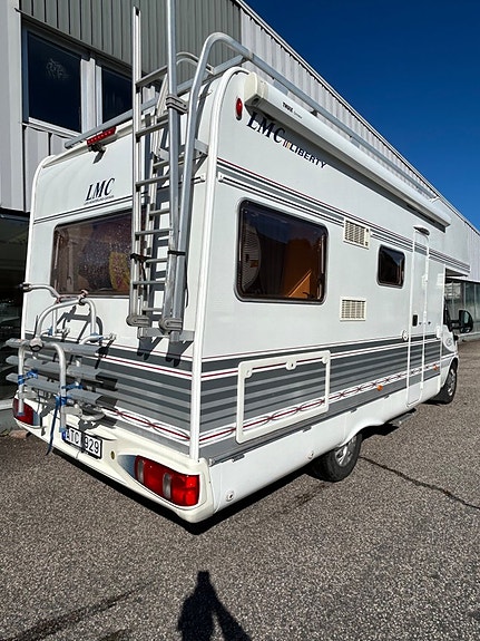 LMC LIBERTY 650 2,8 JTD, SOLCELLER 13 of 16