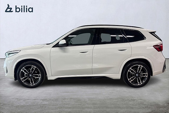 BMW X1 3 of 19