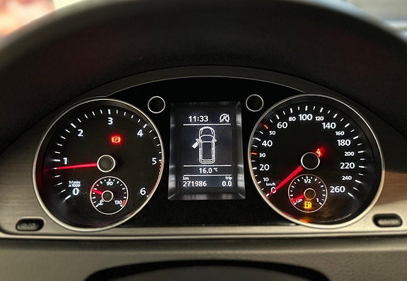 Volkswagen Passat 20 of 24