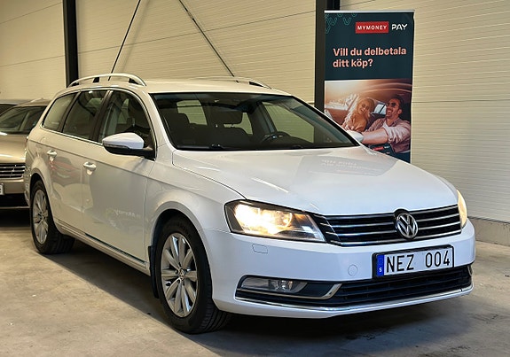 Volkswagen Passat 3 of 24