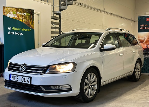 Volkswagen Passat 4 of 24