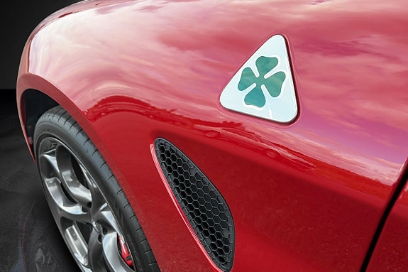 Alfa Romeo Giulia Quadrifoglio 5 of 21