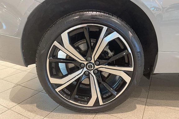 Volvo XC60 12 of 13
