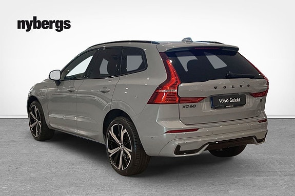 Volvo XC60 3 of 13