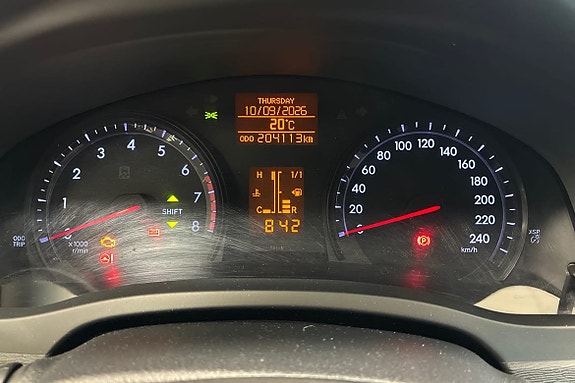 Toyota Avensis 14 of 18