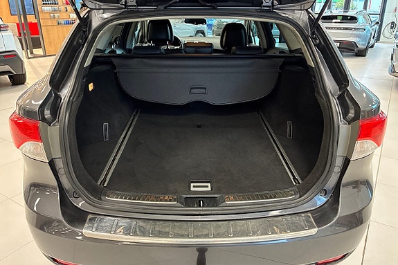 Toyota Avensis 10 of 18