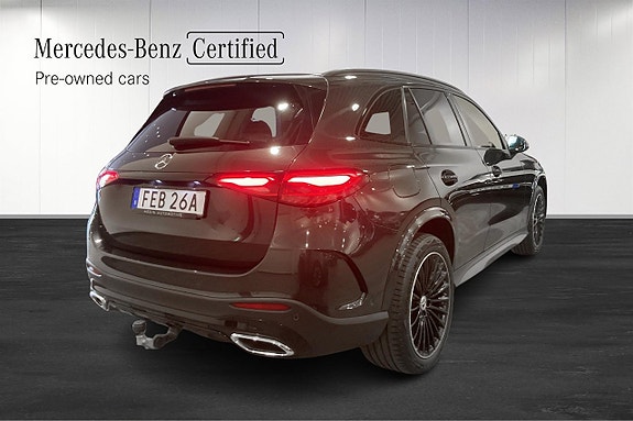 Mercedes-Benz GLC300 e 3 of 18