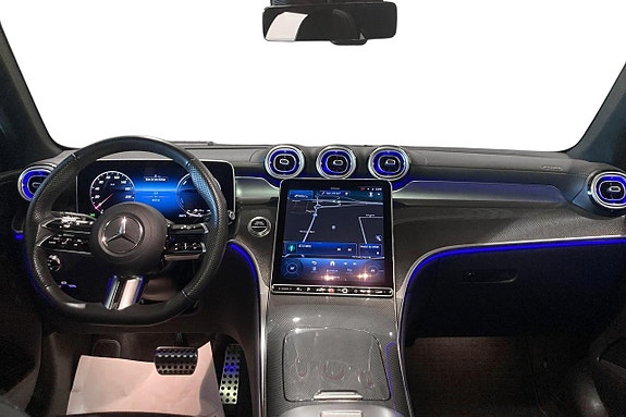 Mercedes-Benz GLC300 e 8 of 18