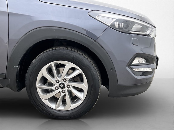 Hyundai Tucson 29 of 29