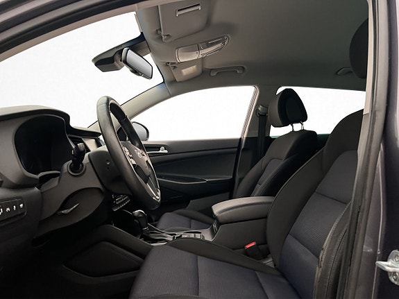 Hyundai Tucson 12 of 29