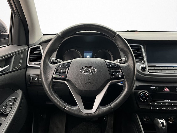 Hyundai Tucson 11 of 29