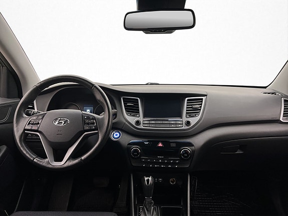 Hyundai Tucson 16 of 29