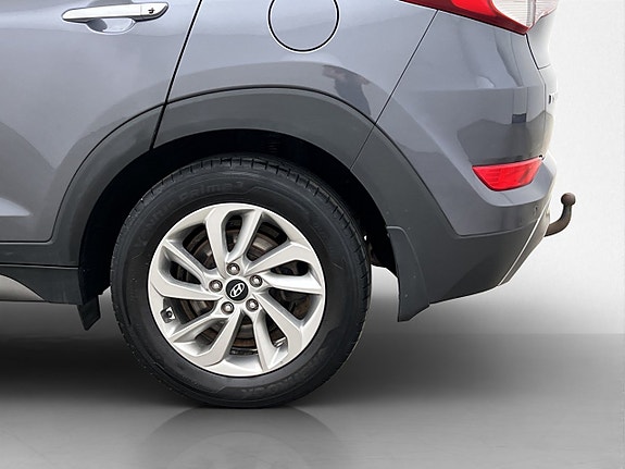 Hyundai Tucson 27 of 29