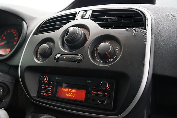 Renault Kangoo Express 18 of 25