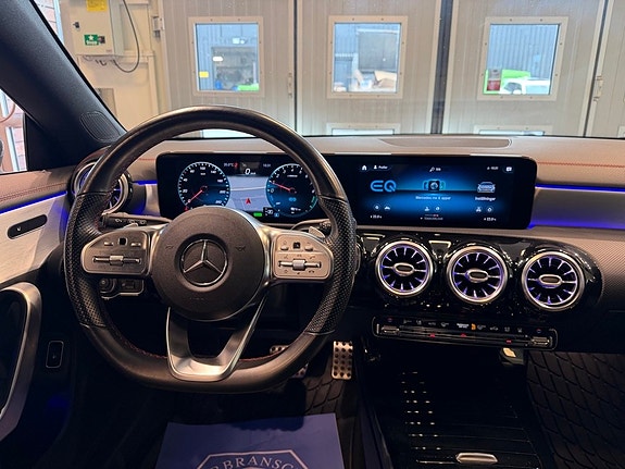 Mercedes-Benz CLA250 e 8 of 29