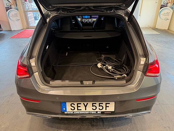 Mercedes-Benz CLA250 e 27 of 29