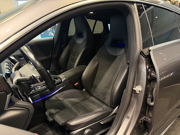 Mercedes-Benz CLA250 e 10 of 29