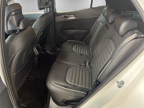 Kia Sportage 9 of 17