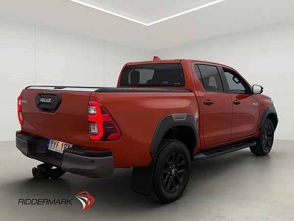 Toyota HiLux 9 of 30