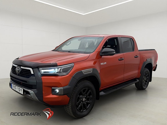 Toyota HiLux 3 of 30