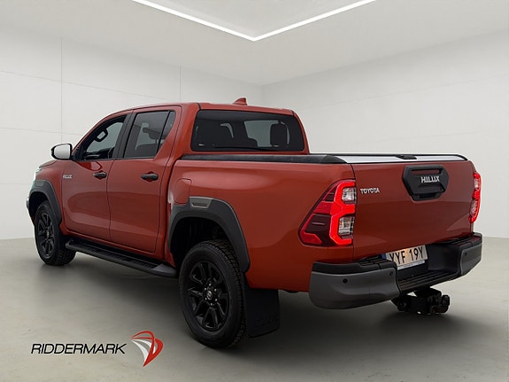 Toyota HiLux 7 of 30