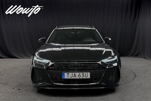 Audi RS6 2 of 26